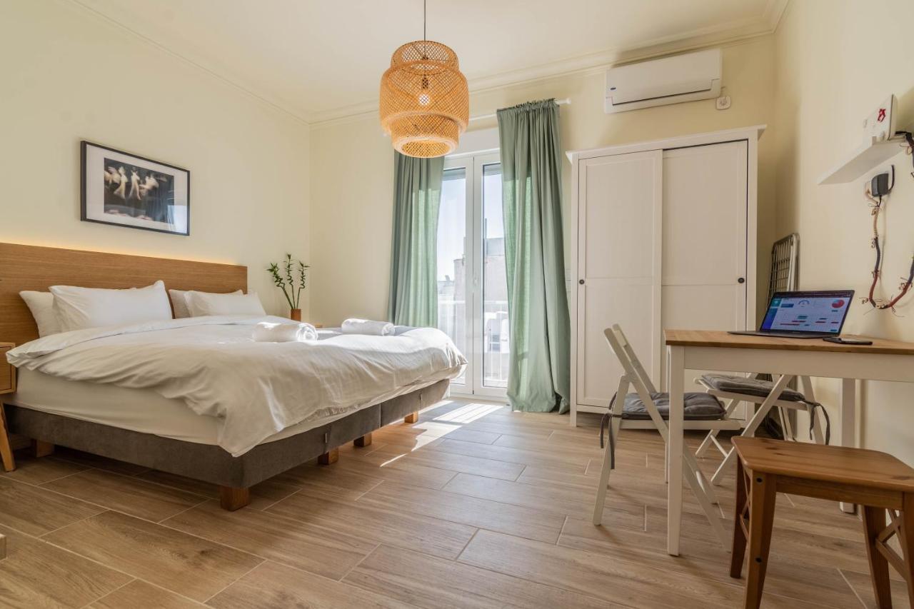 Birds Nest Apartment Athena Bagian luar foto